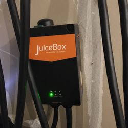 JuiceBox pro 40 (plug in)