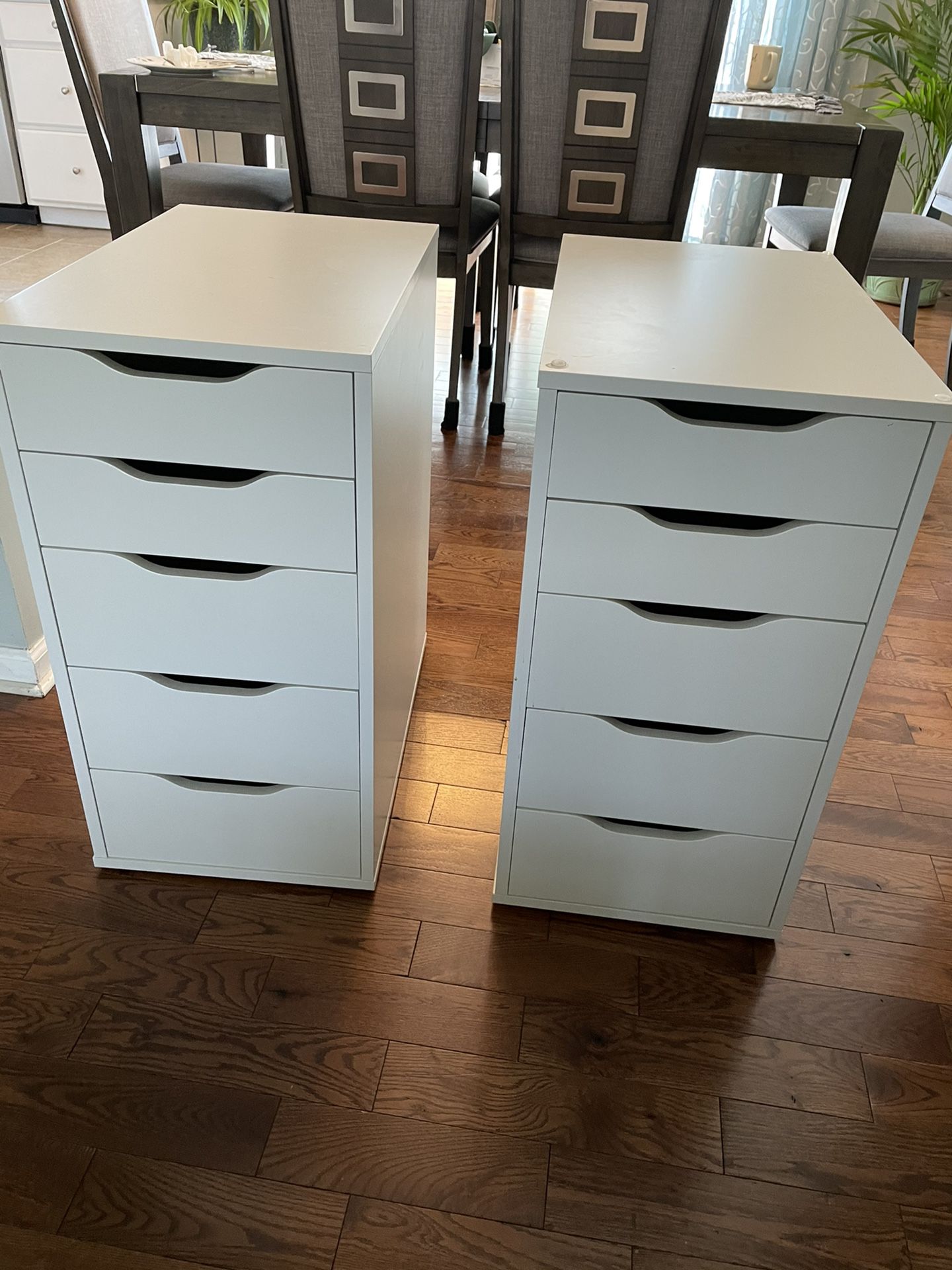 IKEA Alex drawer units (white) 