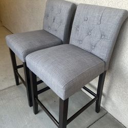 2 Set Of Bar Stools 