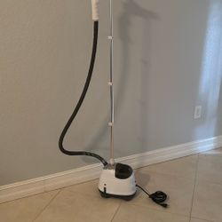 Home Touch Standing Steamer 