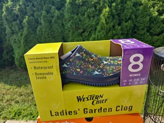 Garden clogs