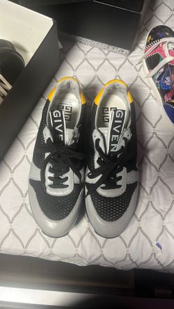 Givenchy paris TR3 Sneakers size:42