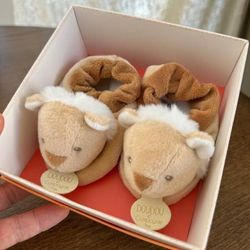DouDou Et COMPAGNIE Paris Lion Rattle Slippers Newborn Infant