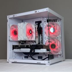 ALL WHITE CUSTOM GAMING PC 