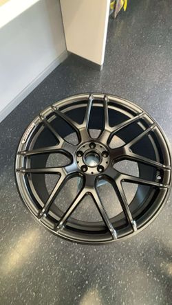 AMG Wheel Custom Table