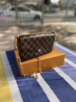 Bolso LV Pochette Félicie 