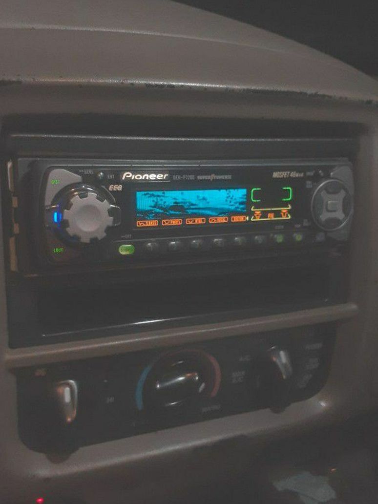 Pioneer Deh-p7200 Car Stereo