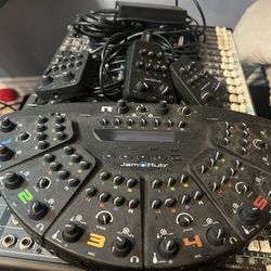 Jam Hub Headphone Monitor System
