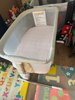 Adjustable bedside bassinet Adjustable bedside bassinet