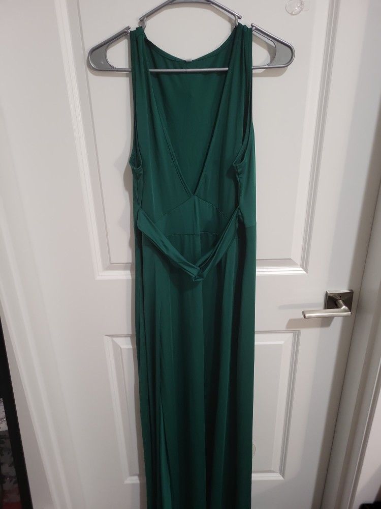Amazon Green Deep V Slit Leg Dress