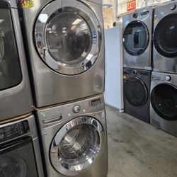 LG STEAM SMART FRONT LOAD WASHER AND GAS DRYER SET 