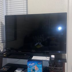 50 Inch Emerson TV