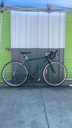 FUJI ROAD BIKE