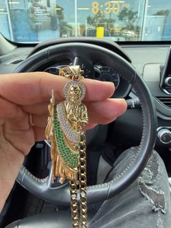 10K Yellow Gold San Judas Tadeo pendant