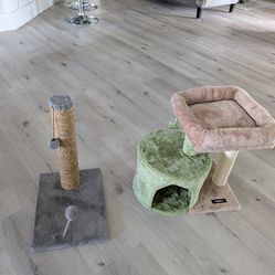 Feandrea Cat House and Scratch station.