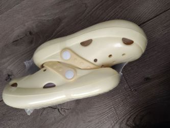 Toddlers crocks size MM