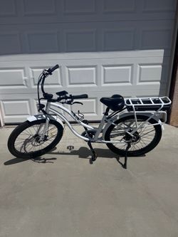 HBBC Electric Beach Cruiser.