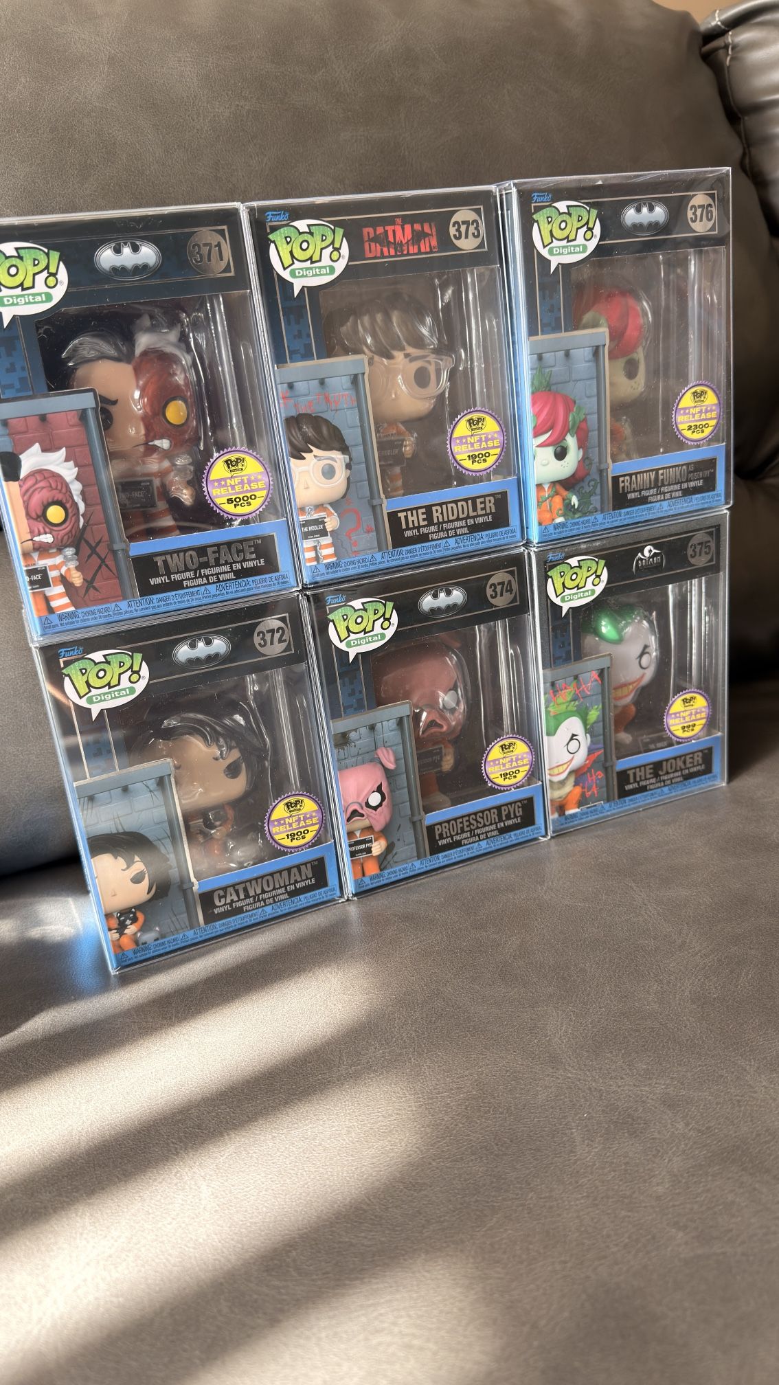 NFT Two-Face 371 Catwoman 372 The Riddler 373 Prof PYG 374 Joker 375 & Fran 376