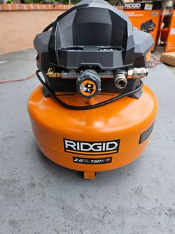 Ridged 6 gallon air Compresor