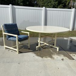 Patio Table W/Chairs
