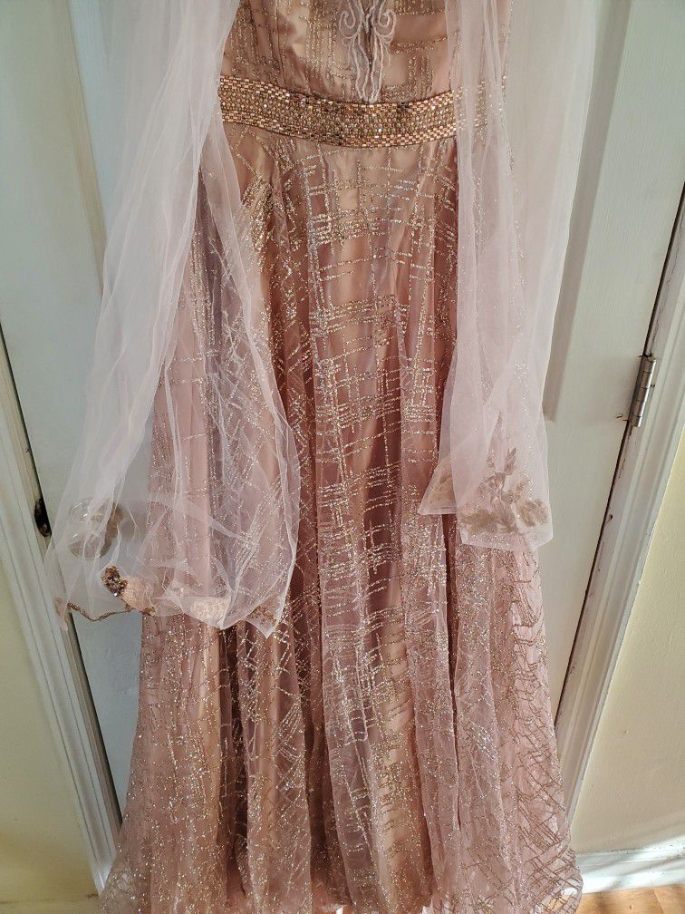 Special Price Party Dress Rose Gold Size Small Size 4 