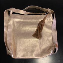 Ladies Purse/ Backpack 100% Argentinian Leather.