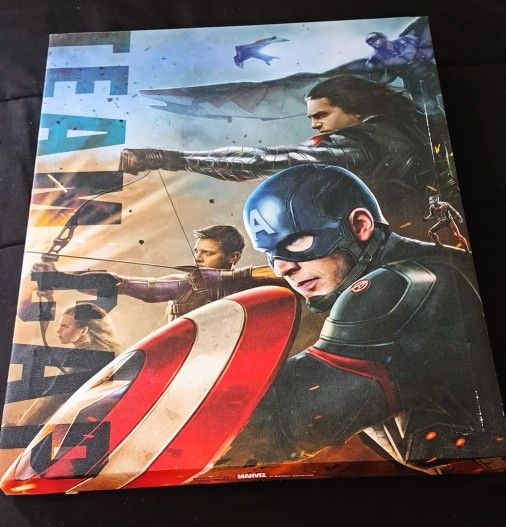 MARVEL*CAPTAIN AMERICA/AVENGERS* WALL ART*WOODEN FRAME*19x15" PRE-OWNED