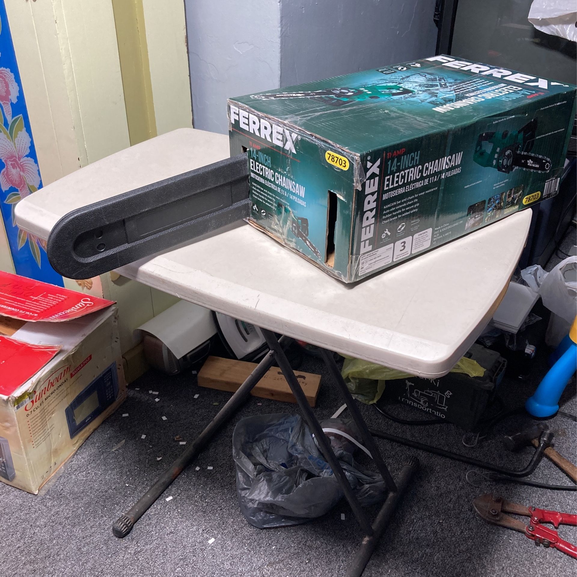 Ferrex Electric Chainsaw. 14 Inch