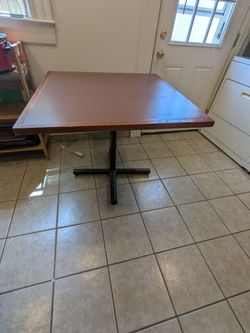 Kitchen table