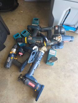 Ryobi and Makita Cordless Power Tool Lot