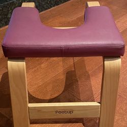 Feetup Yoga Bench