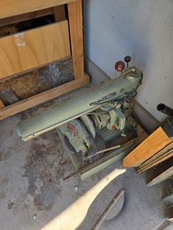 Dewalt Radial armsaw