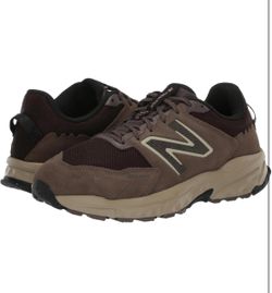 New Balance Women’s Size 9