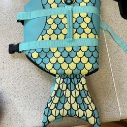 Mermaid Dog Life Vest Size medium