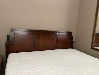 King Bed, Mattress,and Boxspring