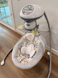 Fisher-Price Baby Swing with Mobile