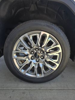 Tires & Wheels 275/50/22