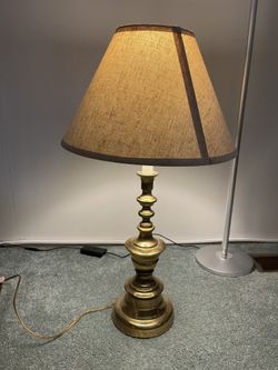 Brace Lamp