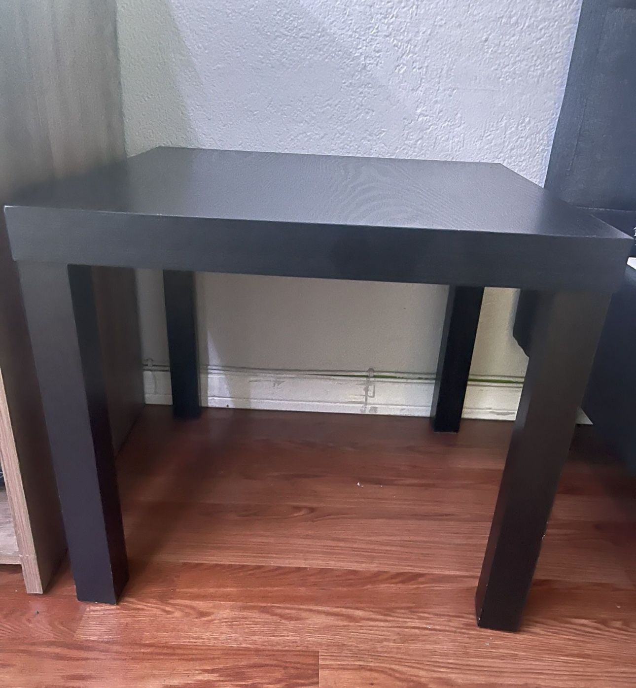 End Black Table