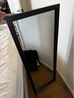 Full black mirror