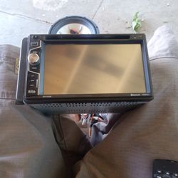 Boss Audio Receiver Touch Screen With The Remote