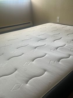 Queen mattress