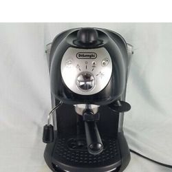 DELONGHI  EXPRESSO  MACHINE 