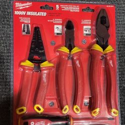Milwuakee Insulated Tools 1000v