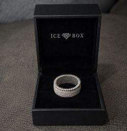 Wedding ring