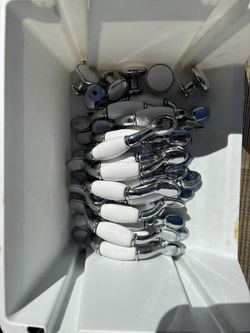 Hardware Set For Cabinets