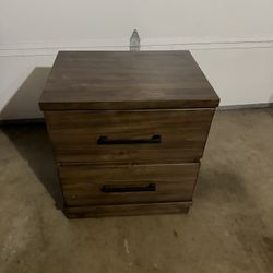 Matching Nightstand End Tables