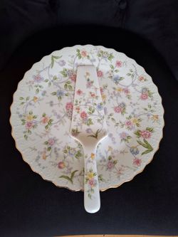 The Corona (Gold Trim) collection by Sadek Cake Plate & Solid Ceramic Server Set Width: 10 1/2 in Crafted In Japan