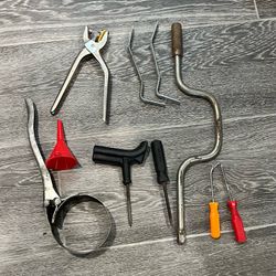 Automotive mechanic tool bundle - vintage to new