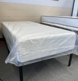 Twin Size Memory Foam Mattress